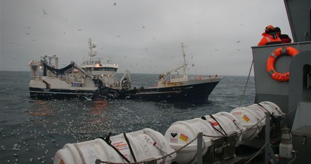Norska_lodnuskipid_Saebjorn_dreginn_til_Nordfj_13022008_2