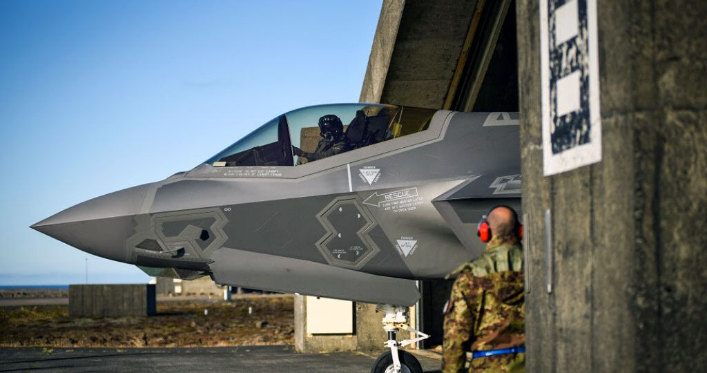 Italy-Iceland-F-35-5